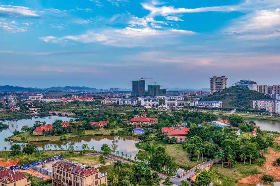 Hotels near Meiguihu Park