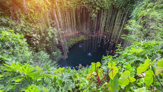 Yiji Natural Well + Chichen Itza Castillo Pyramid 1-day tour