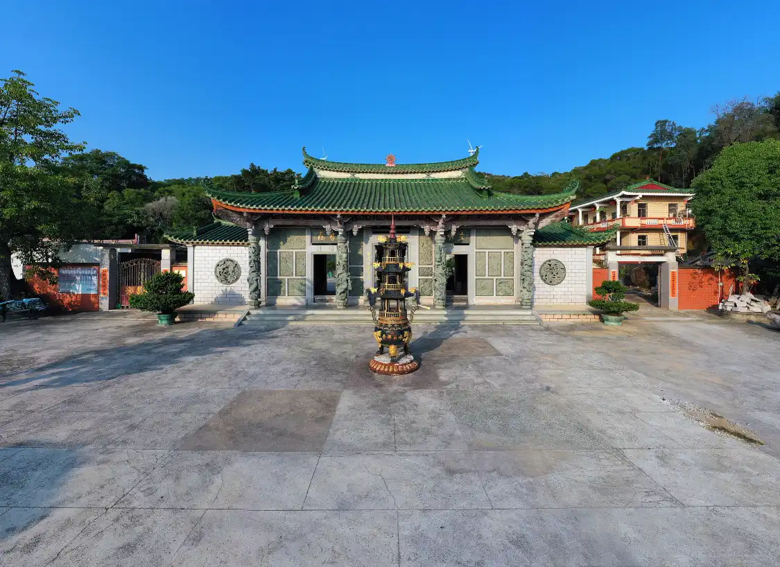 Hotels near Kwan-yin Ridge