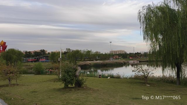 Internet-Famous Beach, Dongshun River, Bali Paradise