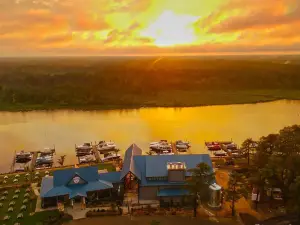 Sweetwater Marina and Riverdeck