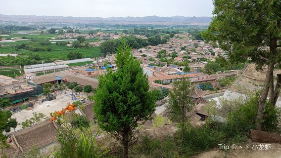 Erlong Mountain Sceneic Area