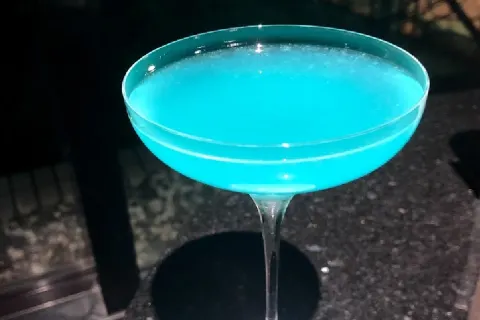 Main Bar Emerald