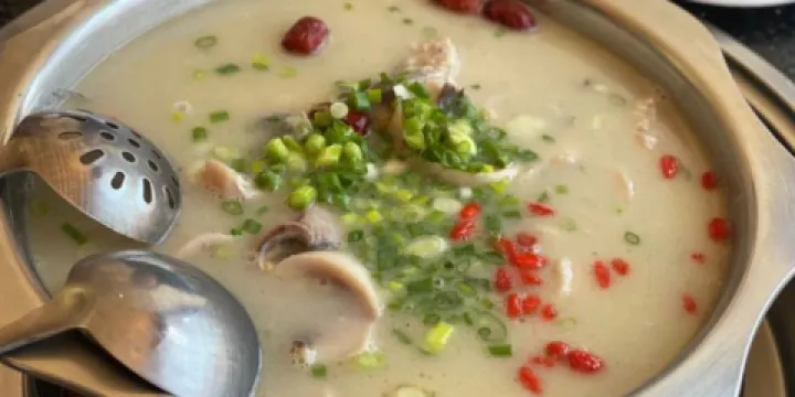 老字號特色火鍋店