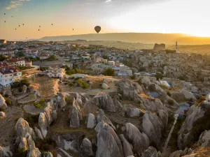 Sunset/Sunrise/Balloons Highest View point in Göreme