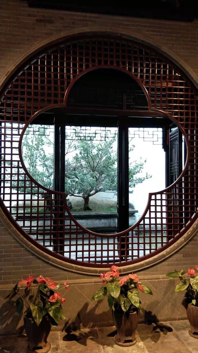 reviews about lingering garden