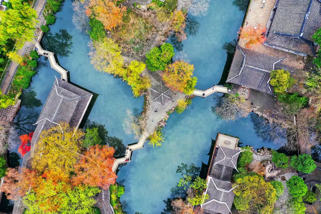 Hotels near Kouan Ornamental Building Scenic Area