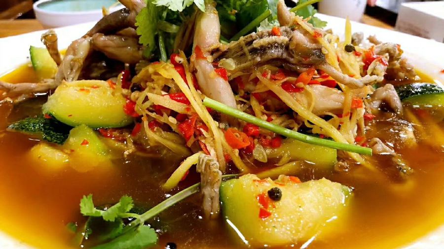 银杏乌鱼庄(湖滨路店)