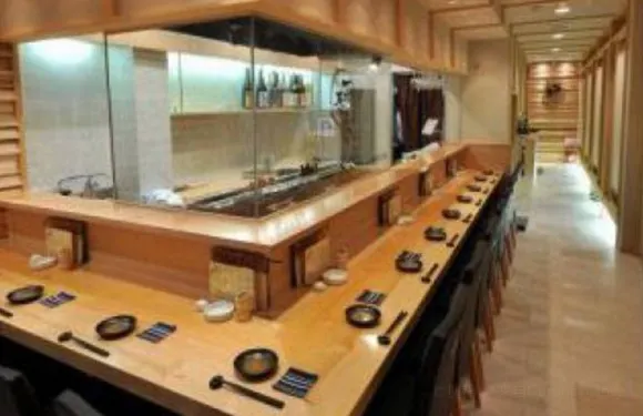 Toriyasu Bettei Sakanamachiten