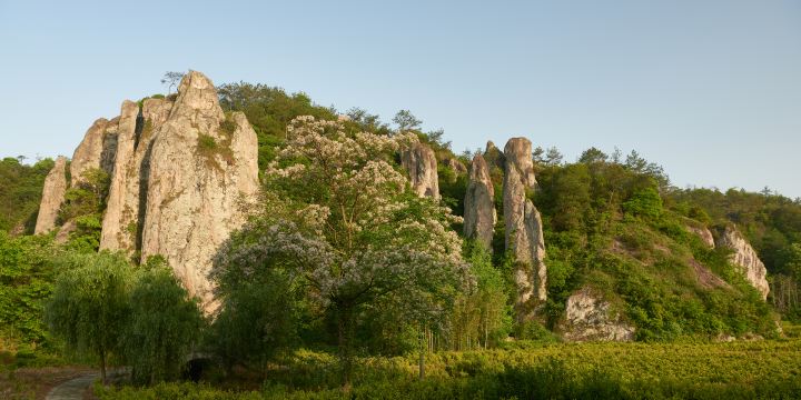 Niweng Cave