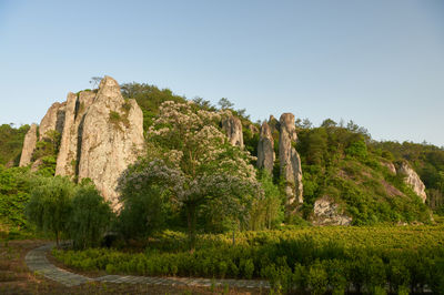 Niweng Cave
