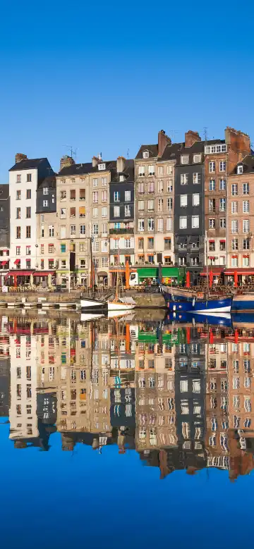 Hotels near Quai Saint-Étienne