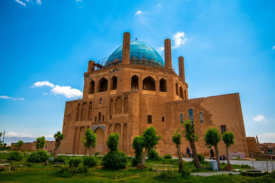 Tiket pesawat Najaf Zanjan