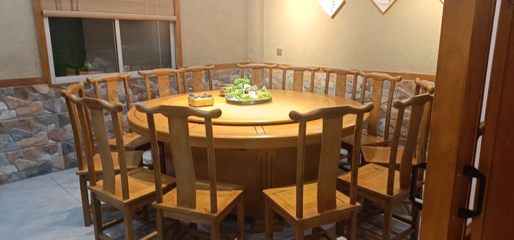 食里香土菜馆