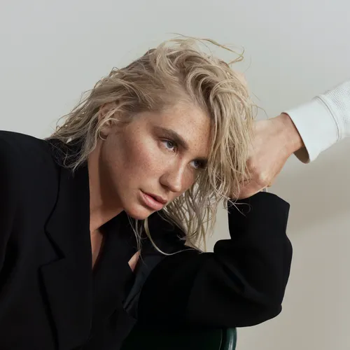 KESHA: THE TITS OUT TOUR