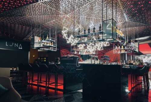 LUNA BAR