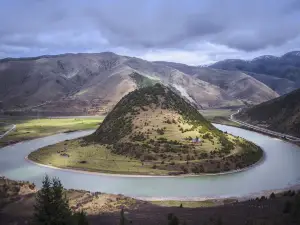 Yalong River