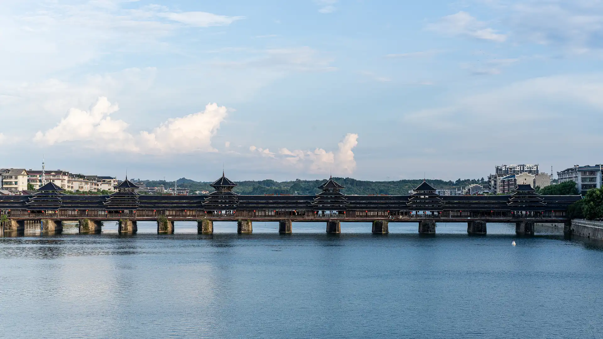 Hotels near Longjin Covered Bridge