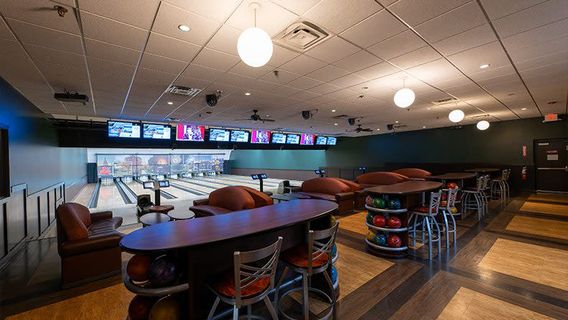 1-7-10 Bowling & Entertainment Center
