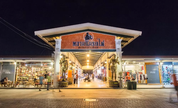 Train Night Market Srinagarindra