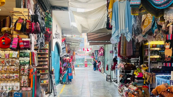 Miraflores Indian Market