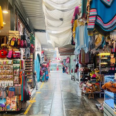 Miraflores Indian Market
