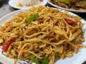 老杨大烩菜烙饼一绝(城投·玉佛苑店)