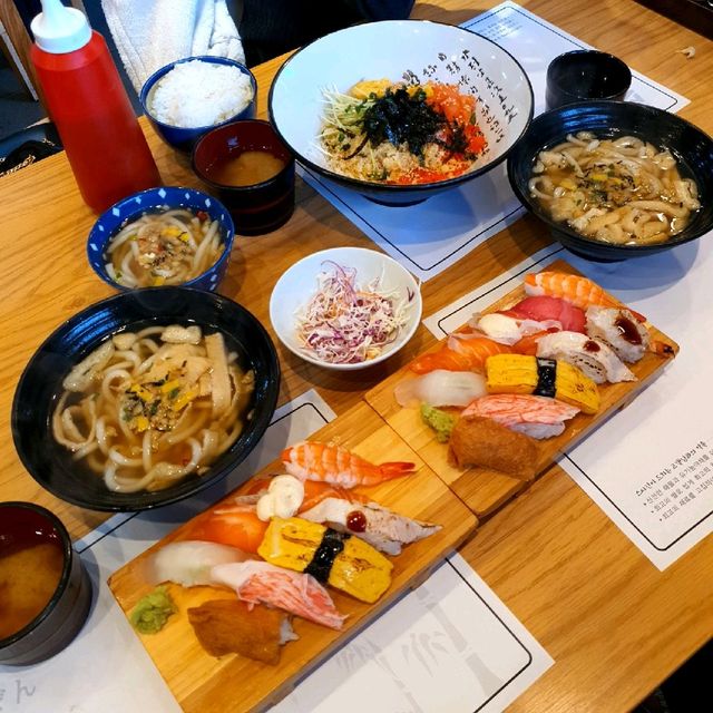 입맛 딱 사로잡는 초밥맛집 '스시긴'