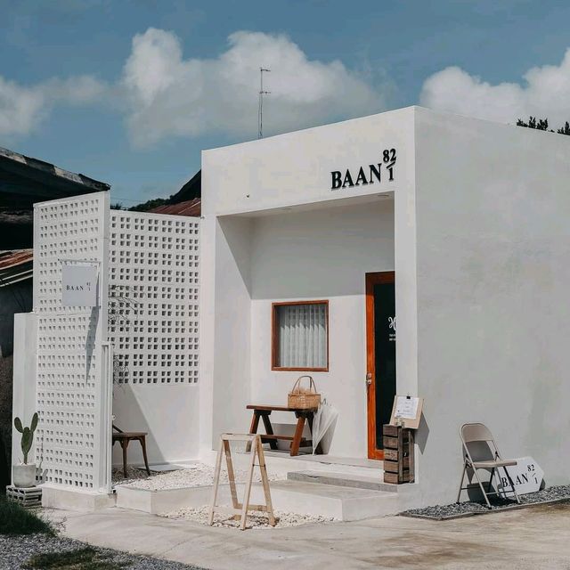 Baan 82/1 Cafe