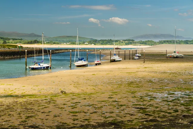 Hotels near Aberdyfi Beach