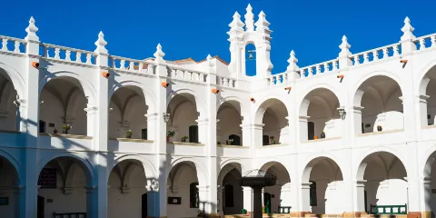 聖費利佩納利教堂 (Oratorio de San Felipe de Neri)