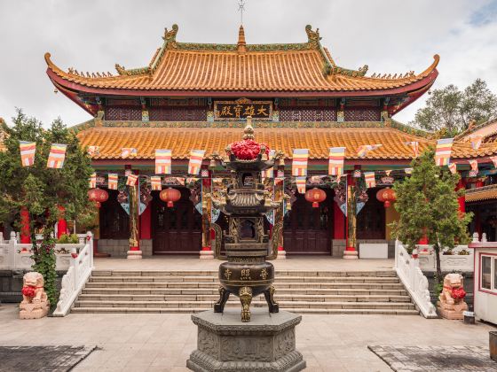 Puzhao Temple