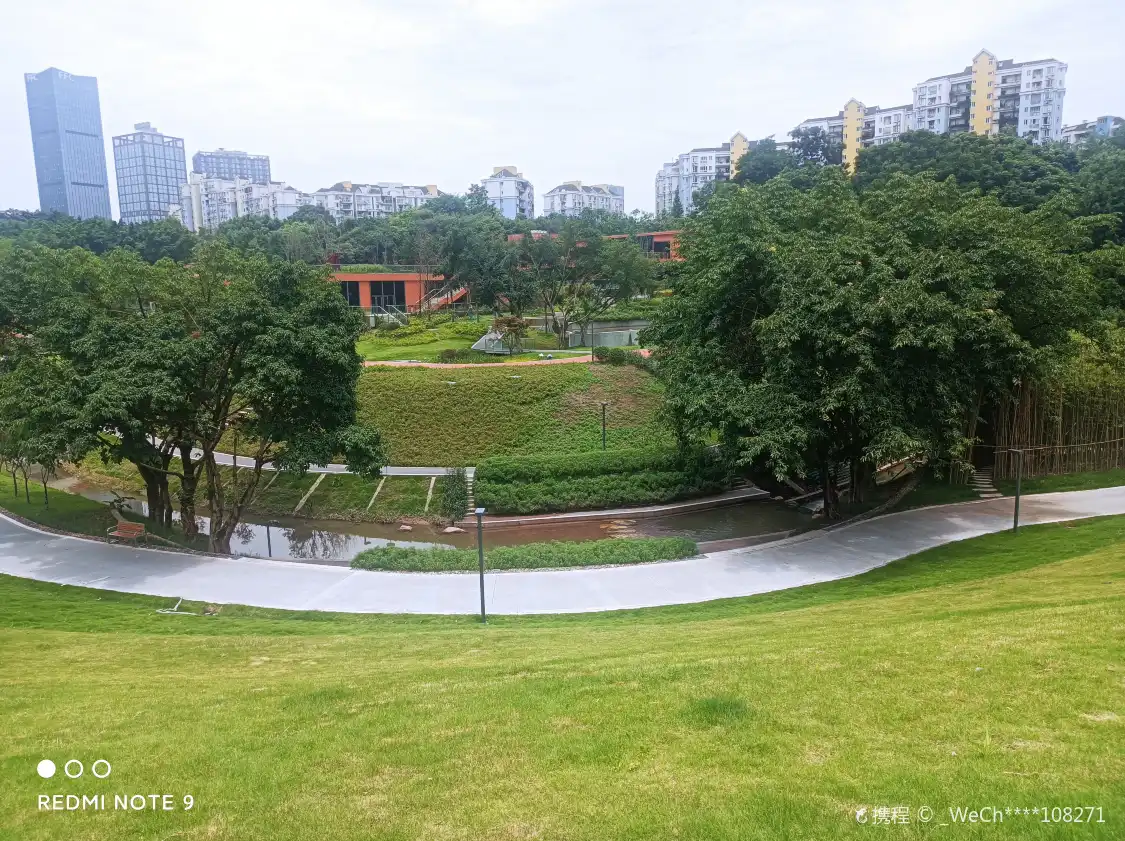 발걸음 공원 주변 호텔