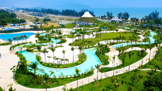 Mikazuki Water Park 365