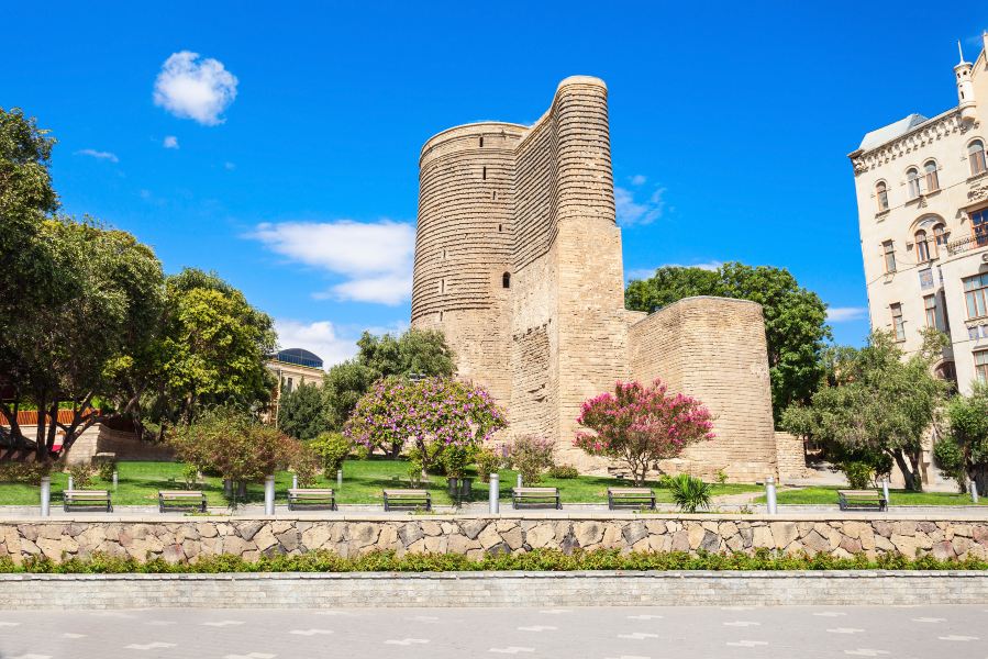 Flüge Mérida Baku
