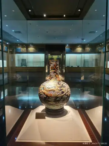 Hotel dekat Wuyuan Museum