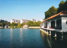 Qingshan Park (Northwest Gate)