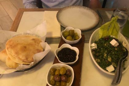 Beirut Sur Mer Restaurant