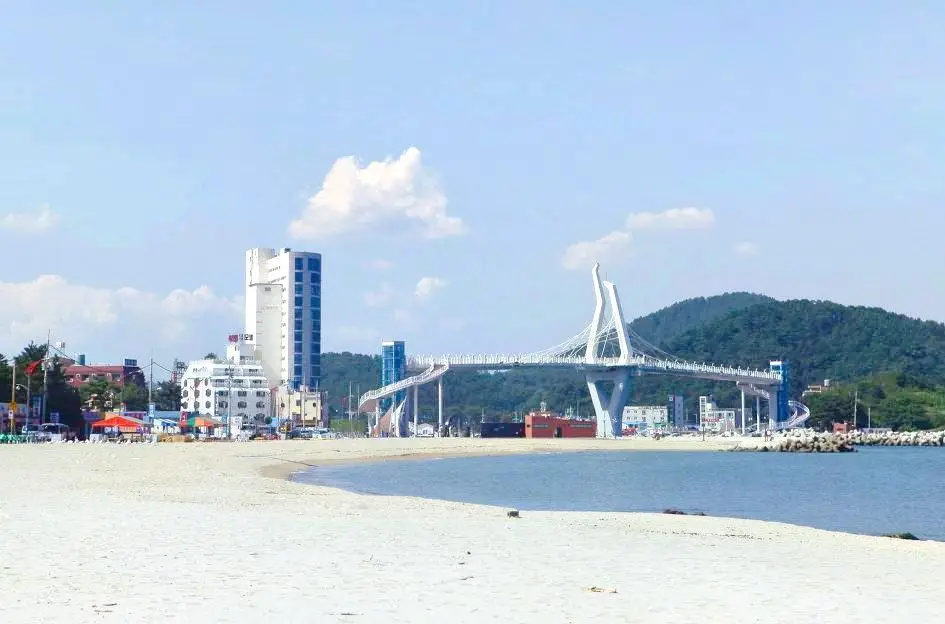 Jinha Beach