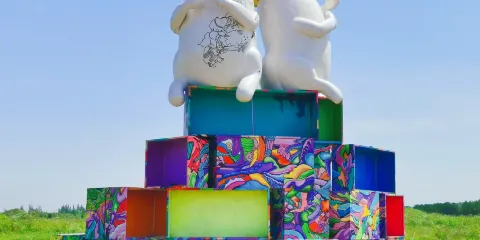 羅文花海塗鴉村