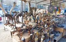 Блошиный рынок "Сухой мост"