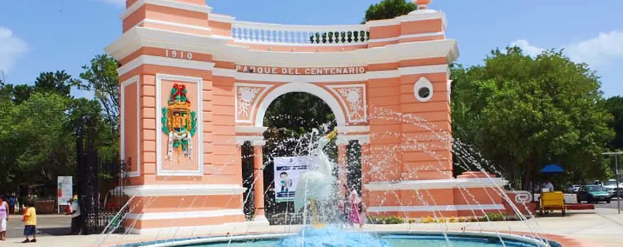 Zoological Park of Centenario ( Parque Zoologico del Centenario)