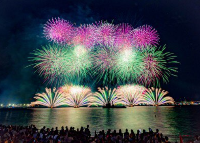 Minato Mirai Smart Festival Fireworks Display | Yokohama
