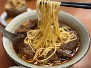융캉우육면