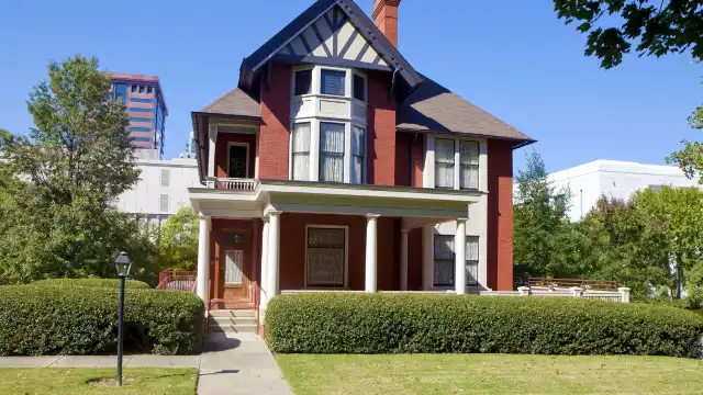 Hotels near Margaret Mitchell House