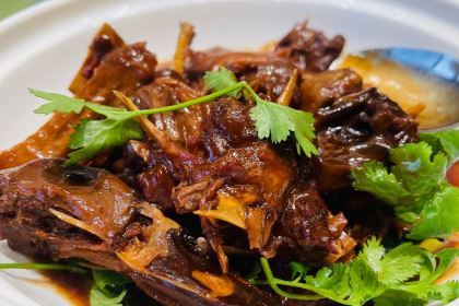 Luotong Jiuxing Fishing Village Restaurant