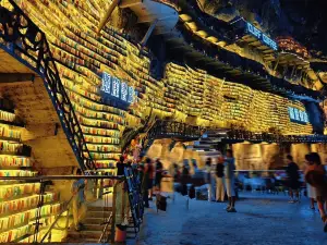 Popular Night Attractions in Hechi