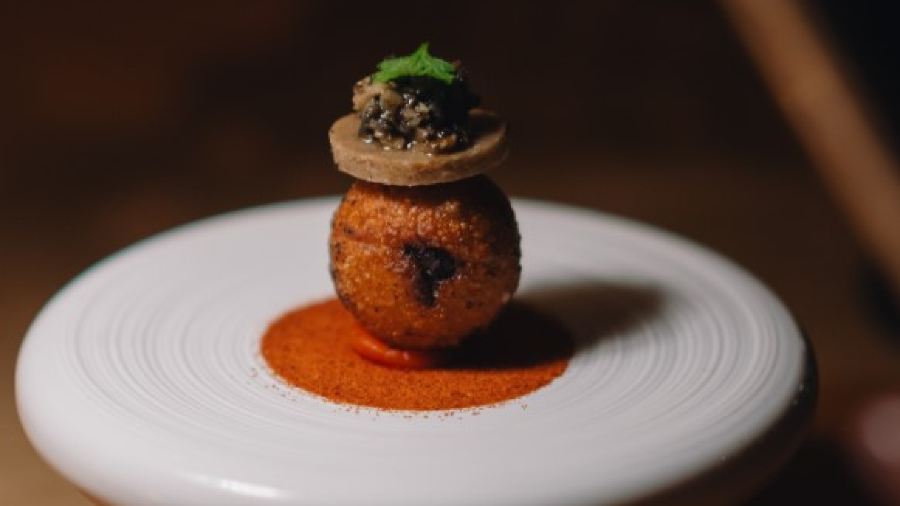 CoCo Dining & Whisky Bar