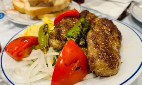 Inan Kardesler Et Lokantasi