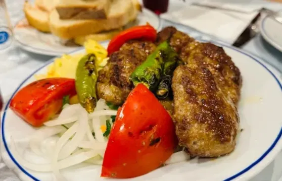 Inan Kardesler Et Lokantasi